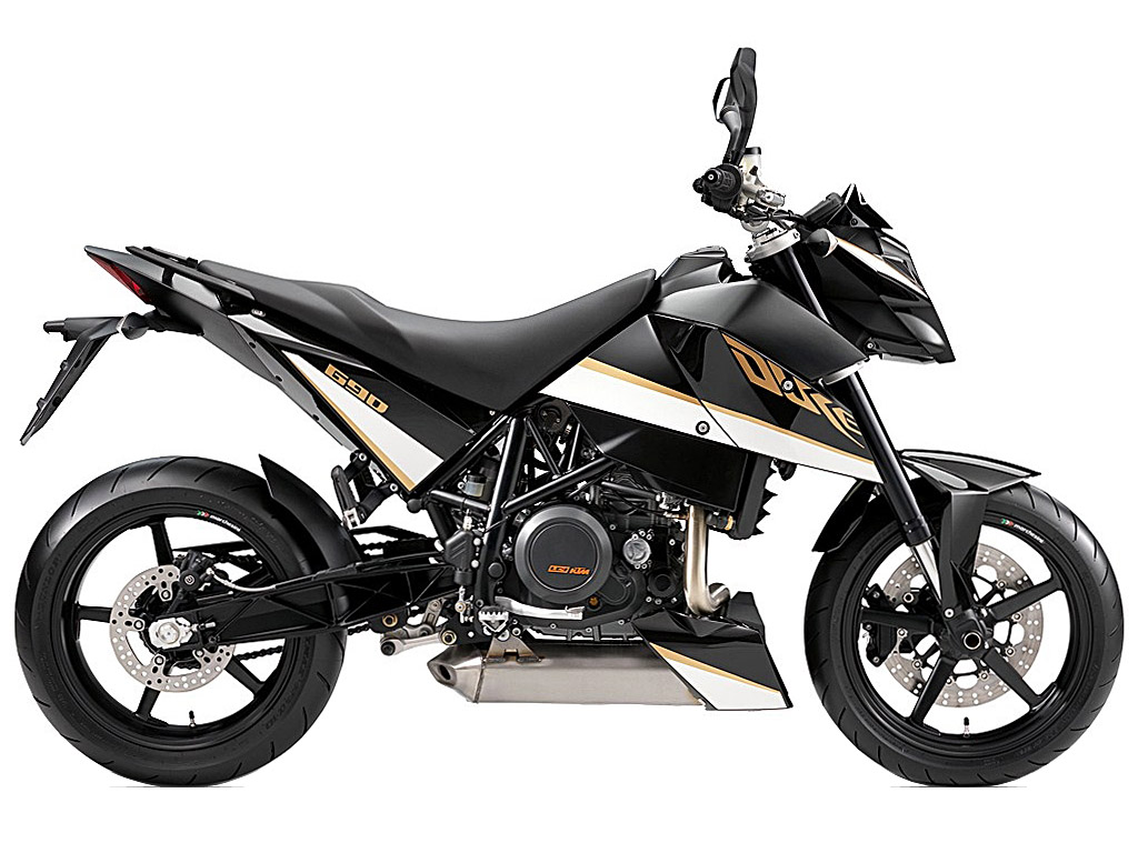 690 Duke III